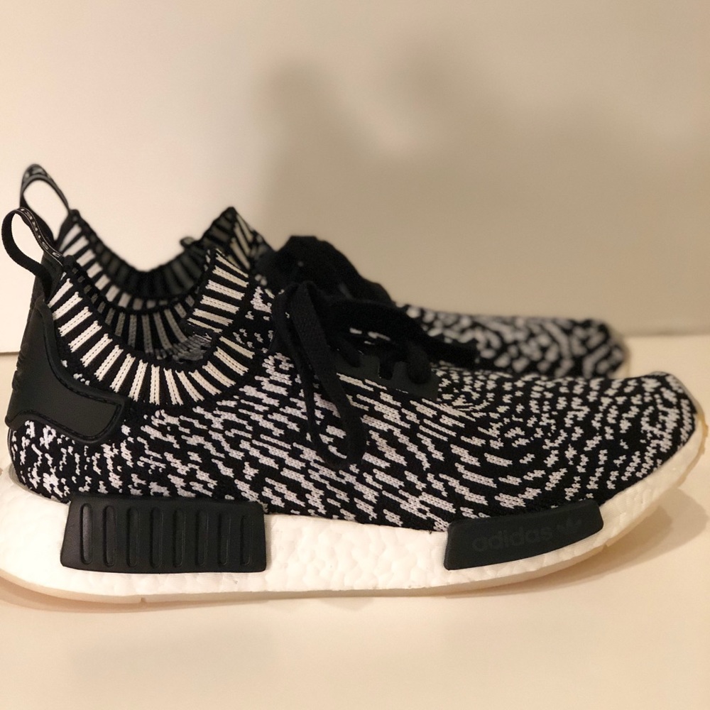 Adidas Zebra NMD R1 Primeknit (size 8.5)